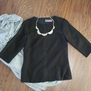 Chic black top